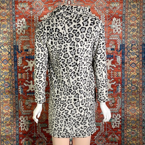NWOT Grey Leopard Print Teddy Coat - Picture 5 of 8